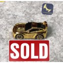 Gold car/23031701